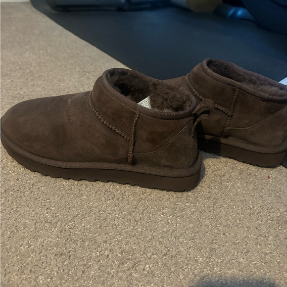 Ugg Ultra Mini in Burnt Cedar - Picture 7 of 7